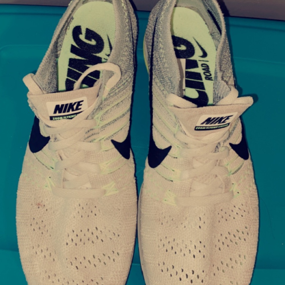 Nike Flyknit Streaks